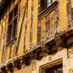 Maison à colombages : genèse, restauration et valeur patrimoniale sans aucun texte